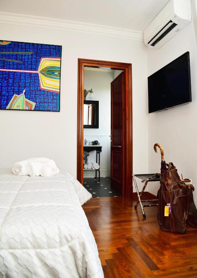 Regal House Roma Navigatori 23 Hotel ภายนอก รูปภาพ
