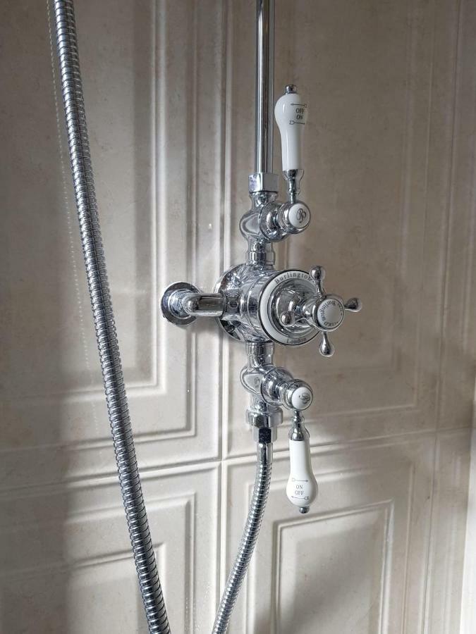 Regal House Roma Navigatori 23 Hotel ภายนอก รูปภาพ