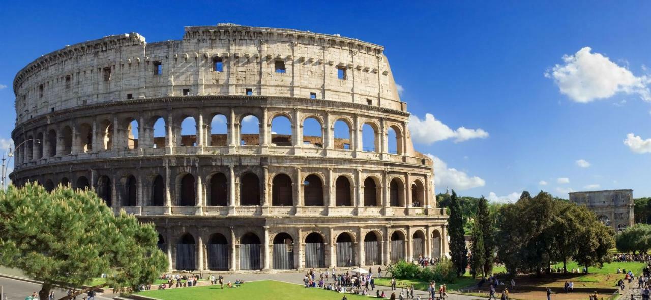 Regal House Roma Navigatori 23 Hotel ภายนอก รูปภาพ