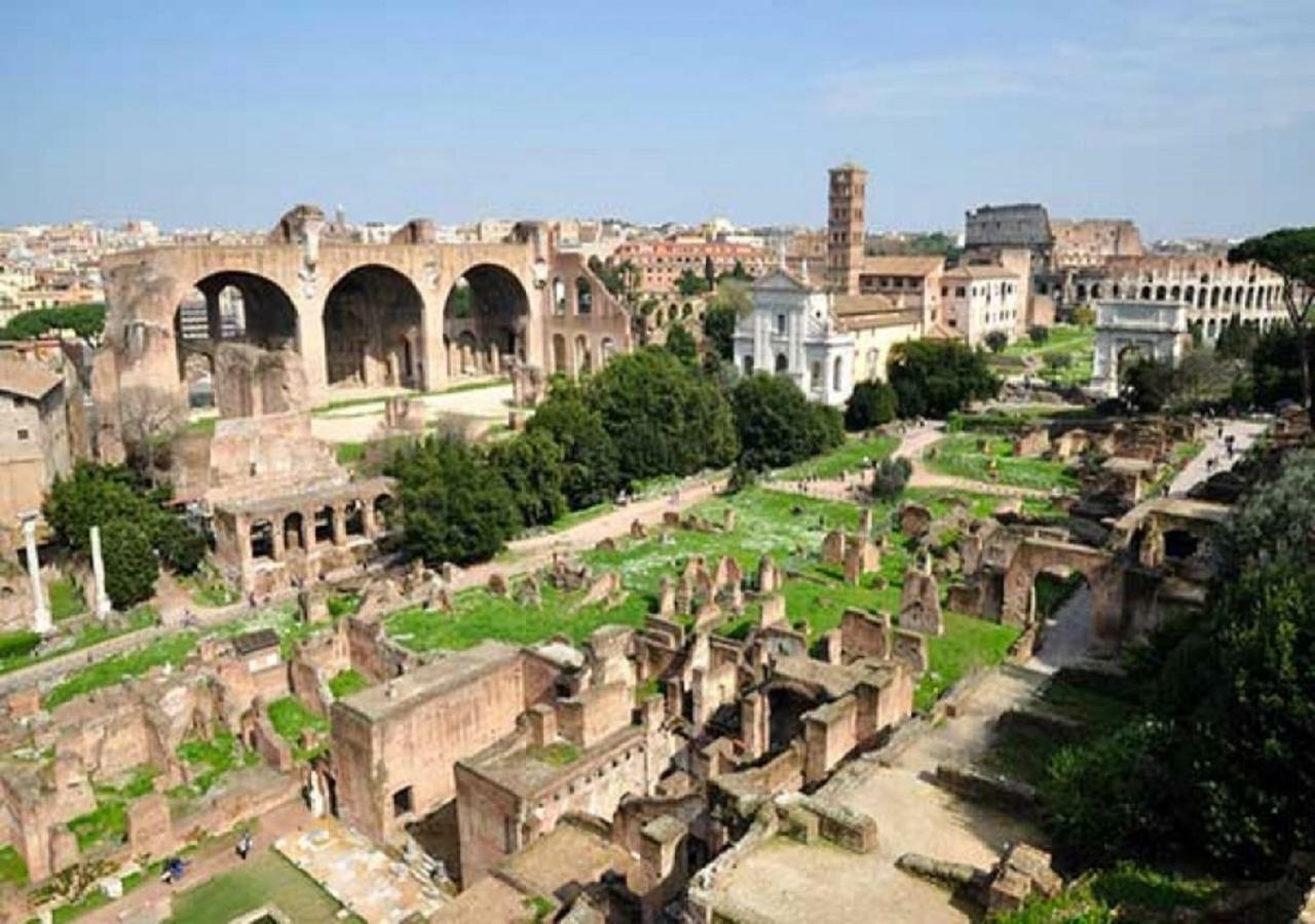 Regal House Roma Navigatori 23 Hotel ภายนอก รูปภาพ
